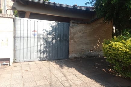 Casa - Venta - Fernando De La Mora, Central, Paraguay