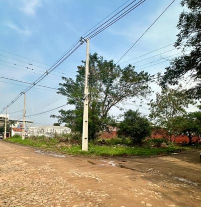 En VENTA LOTE en ESQUINA de 1.620 m2, en el Centro de San Bernardino