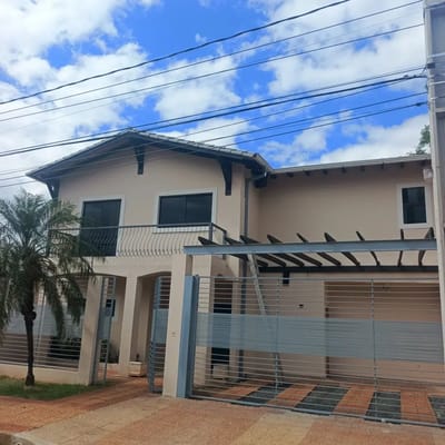 En venta residencia en Luque 4to barrio 