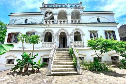 VENDO CASA COLONIAL TIPO RUSO EN LAMBARE