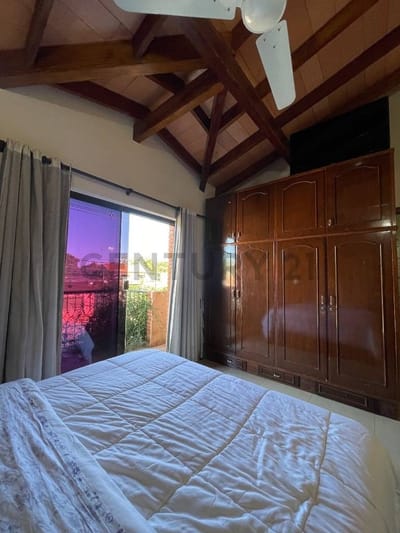 DUPLEX en OFERTA en Laurelty-San Lorenzo!