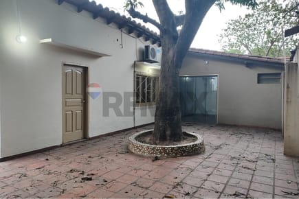 Casa - Alquiler - Fernando De La Mora, Central