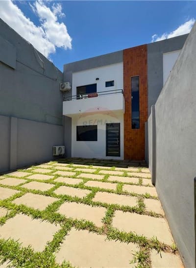 Exclusivo Dúplex en Venta en Los Alamos - Luque