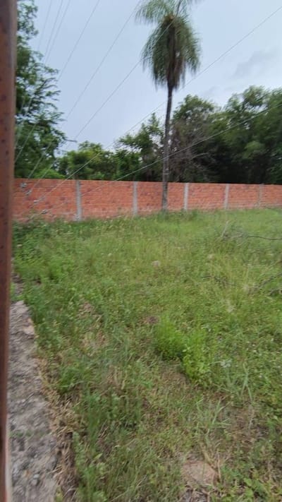 Vendo Terreno en Limpio Zona Residencial 