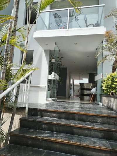 VENTA DEPARTAMENTO CERCA A LARCOMAR MIRAFLORES