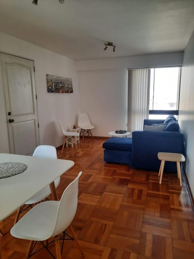 ALQUILO DEPARTAMENTO AMOBLADO DE 2 HABITACIONES