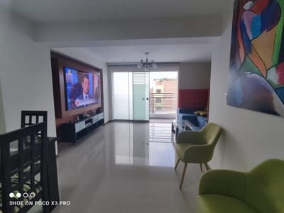 DEPARTAMENTO con COCHERA