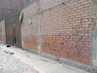 Terreno Comercial, almacén, vivienda
