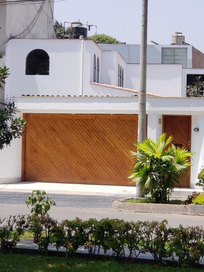 casa frente a parque en La Molina