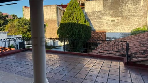 Alquilo casa en el Barrio Tembetary - Asuncion