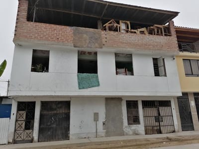 ¡Se vende casa de 200 m2 en Villa el Salvador!