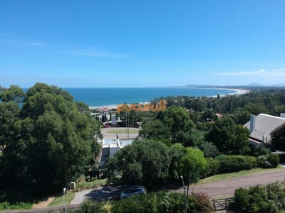 Excepcional ubicación con vista a la Puesta de Sol