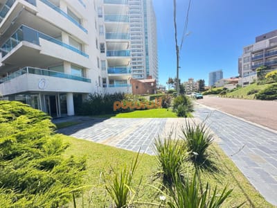 Apartamento en parada 6 de la brava