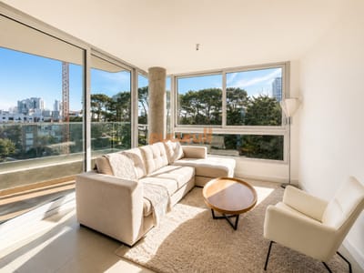Apartamento en Venta de 3 Dormitorios en excelente ubicación, Punta del Este