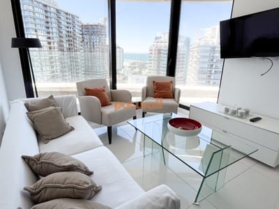 Apartamento de 1 dormitorio y medio en Artower - Punta del Este