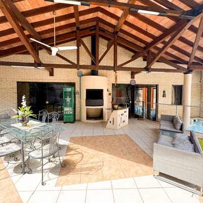 VENDO CASA EN SANTA LIBRADA- ASUNCION