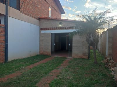 Alquilo casa 3 dormitorios en Luque, cerca de Ruta San Lorenzo