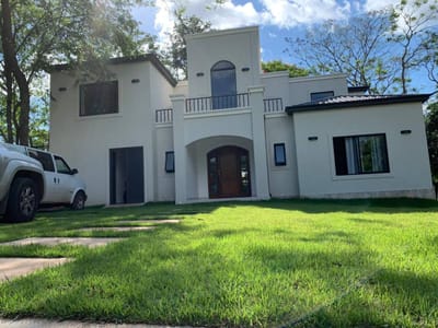 RESIDENCIA EN AQUA VILLAGE - EN VENTA 