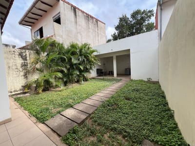 Casa en Venta – Zona Norte, Av. Beni