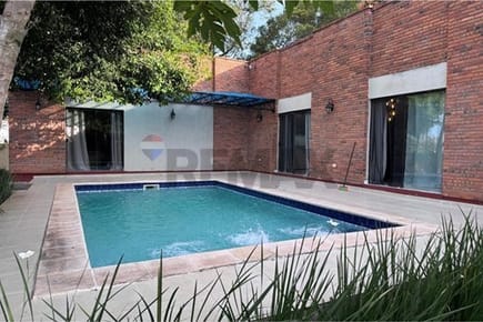 Casa de 2 habitaciones con piscina y terreno de 900 M2 en villa elisa