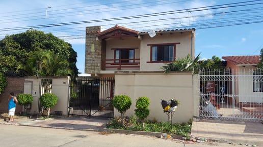 Casa de 2 plantas En Venta