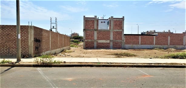 Venta Terreno 300 M2 Urb. Los Galenos II Trujillo