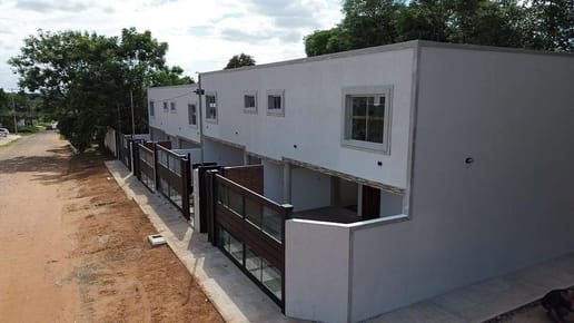EN VENTA,  HERMOSO DÚPLEX EN SAN LORENZO 