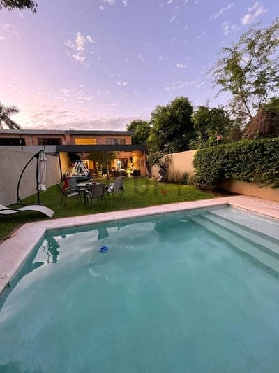 EN ALQUILER - DUPLEX EN BARRIO SALVADOR DEL MUNDO