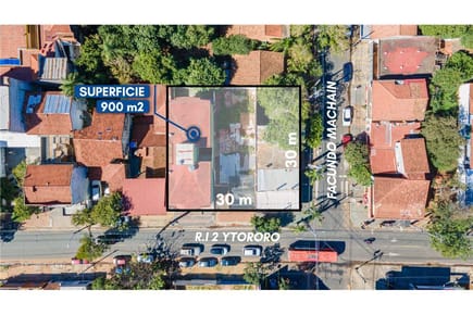 Esquina de 900 m² con renta activa en Los Laureles