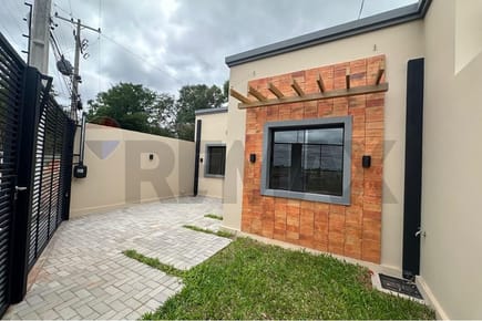 Casa - Venta - Villa Elisa, Paraguay