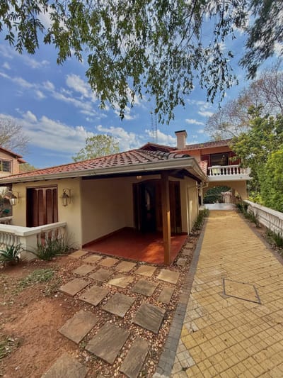 Vendo hermosa residencia zona colegio ASA 