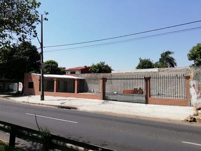 EN ALQUILER HERMOSO LOCAL COMERCIAL, AVDA. MADAME LYNCH, ASUNCIÓN