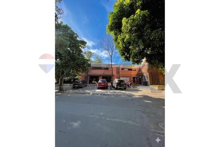 Locales y Departamentos en Venta con Renta Activa en Fernando de la Mora