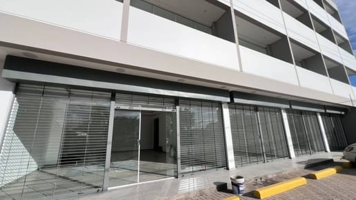 LOCALES COMERCIALES EN ALQUILER – DOBLE VÍA LA GUARDIA
