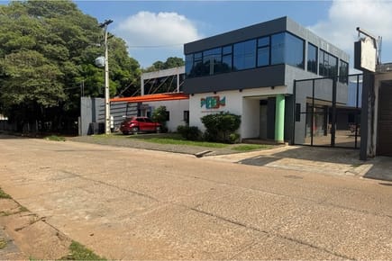 VENDO PROPIEDAD INDUSTRIAL Y LOGISTICA EN LIMPIO