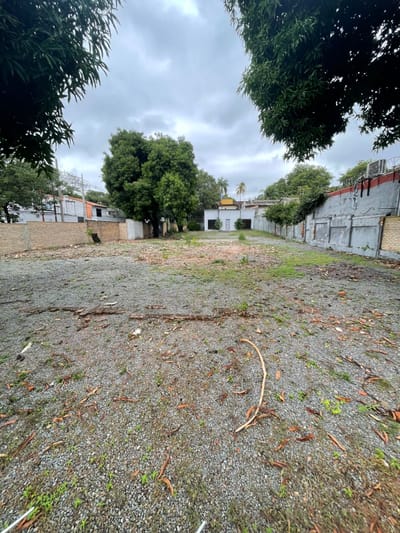 VENDO TERRENO SOBRE AVDA ESPAÑA 