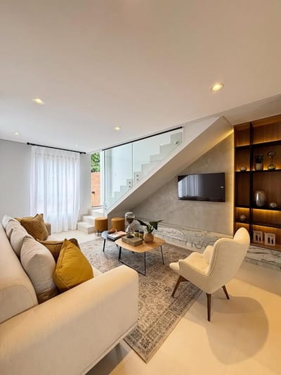EN VENTA AMPLIO DÚPLEX A ESTRENAR EN LUQUE LOMA MERLO