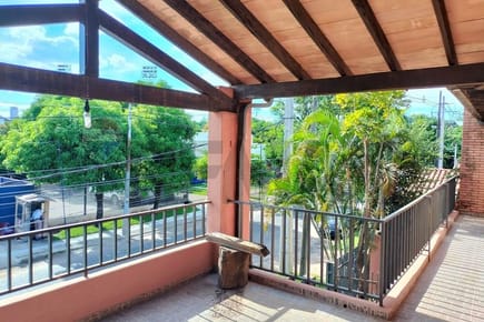 Casa en venta en Salvador del Mundo: ubicación privilegiada y lista para mudarte
