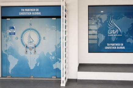 En alquiler Locales comerciales independiente zona Equipetrol