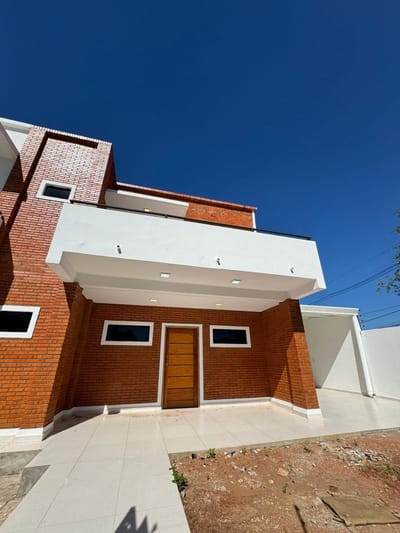 DUPLEX 2 DORMITORIOS EN LAMBARÉ, ESPACIOSO, LUMINOSO Y APTO CRÉDITO