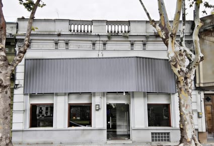 Local Comercial, Barrio La Comercial. Montevideo