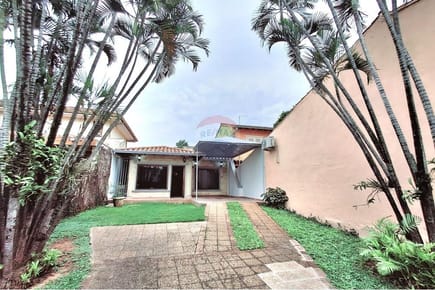Casa en Alquiler - San Lorenzo, Zona Centro
