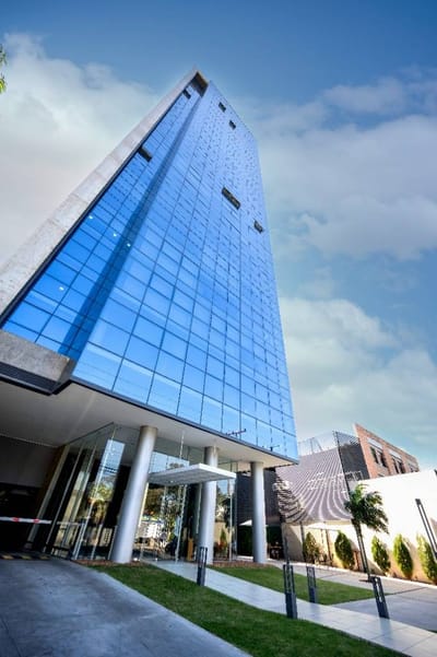OFICINA EN VENTA – TRADING PARK – AV. AVIADORES DEL CHACO