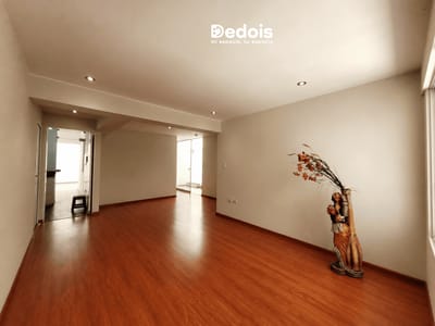 ¡VENTA DEPARTAMENTO EN PRIMER PISO CERCA A JOCKEY PLAZA – SALAMANCA!