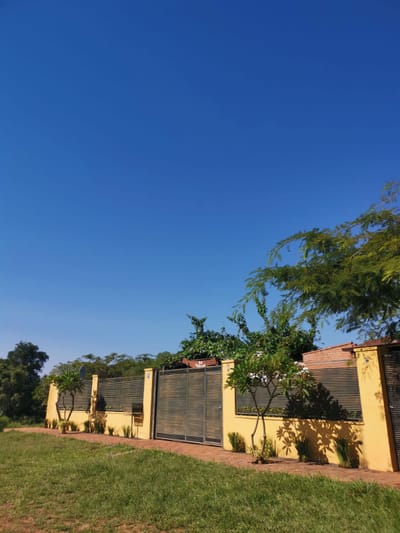 VENDO COQUETA CASA EN LIMPIO !