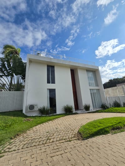CASA EN EL URUBÓ EXCLUSIVA