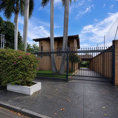 CASA EN VENTA EN FERNANDO DE LA MORA 