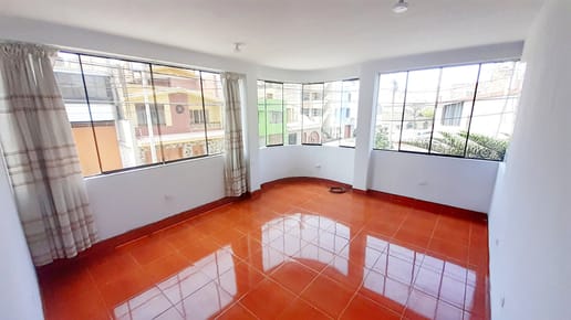 ALQUILER DEPARTAMENTO AMPLIO (Muy Céntrico)