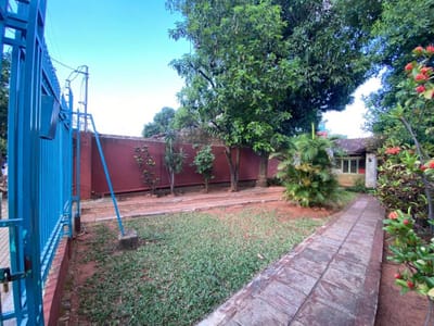 Casa en venta en el Barrio San Pablo – Asunción