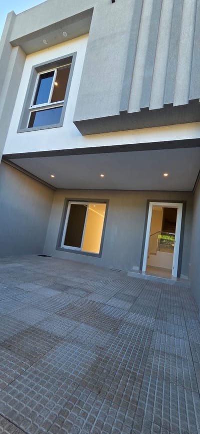 VENDO DUPLEX MINIMALISTA  A ESTRENAR ZONA VILLA AURELIA  Cod 059